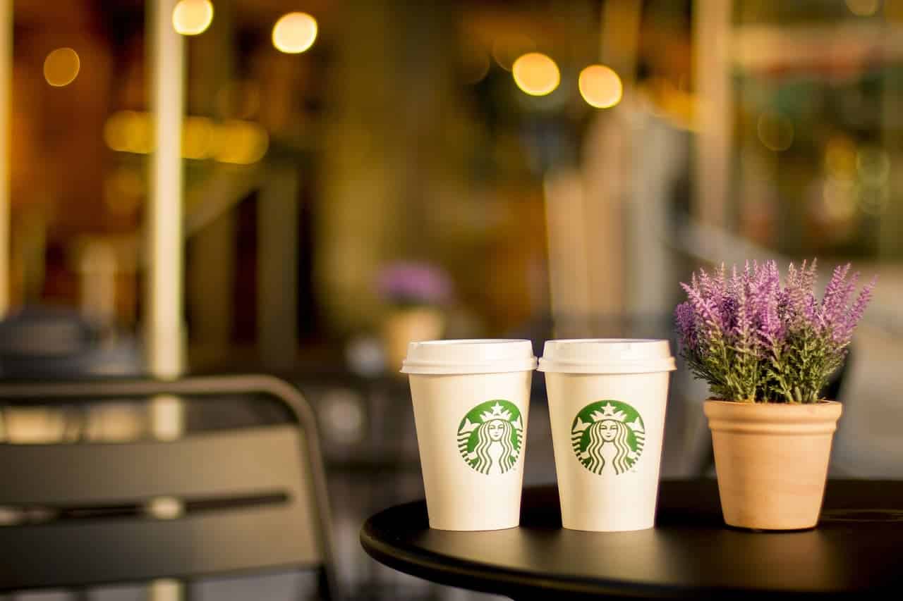 Norman Gräter Führungswechsel bei Starbucks Werte als Schlüssel zum Erfolg